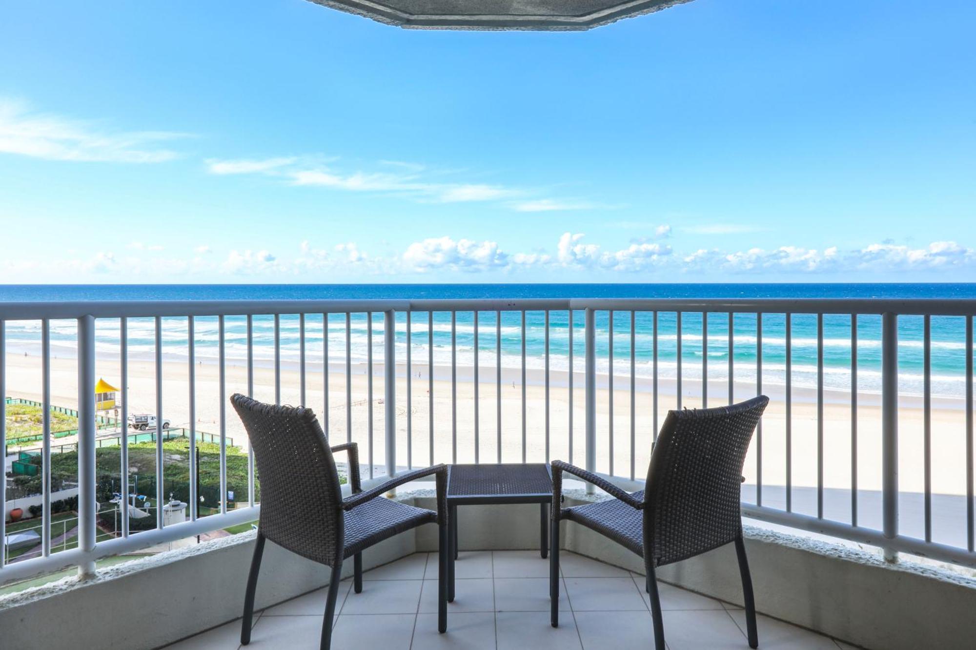 The Breakers Aparthotel Gold Coast Exterior photo
